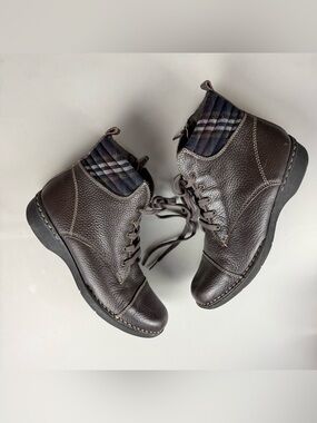 Clarks Whistle Bea Women’s Brown Leather Plaid Ankle Boots Size 8.5